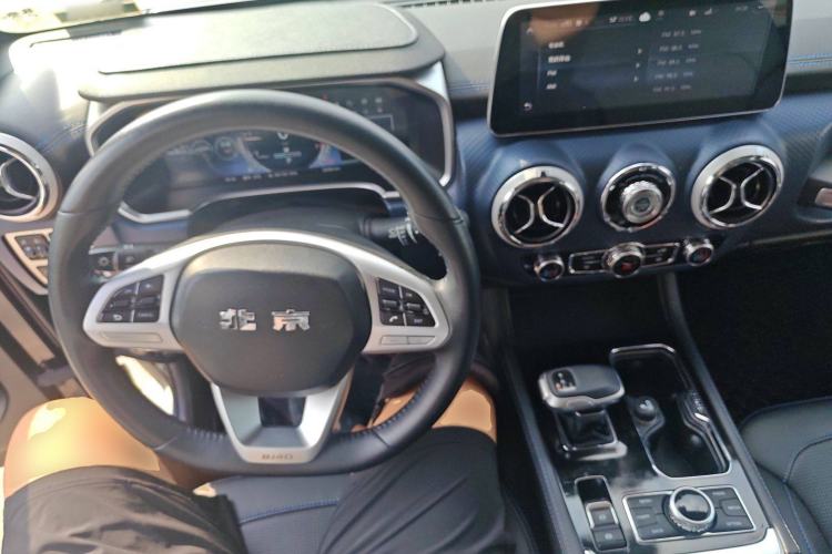 Used Beijing Auto BJ40 2020 2.0T Automatic Four-Wheel Drive Urban Hunter Edition Chivalrous Type
