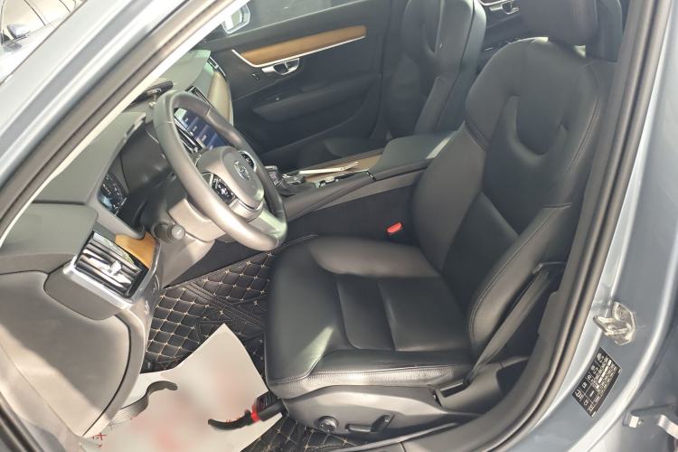 Used Volvo S90 2017 T5 Smart Luxury Edition
