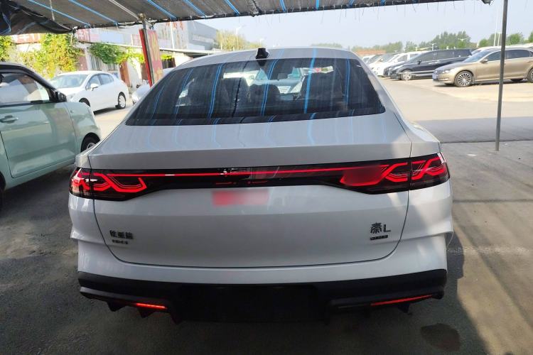 Used BYD Qin L 2025 DM-i Smart Drive 80KM Leading Model
