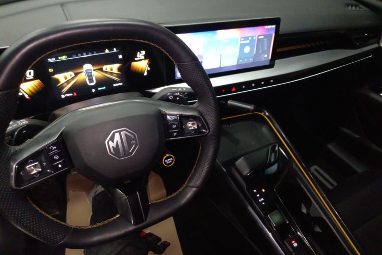 Used MG 5 Scorpio 2022 1.5T Trophy Sport Luxurious Edition