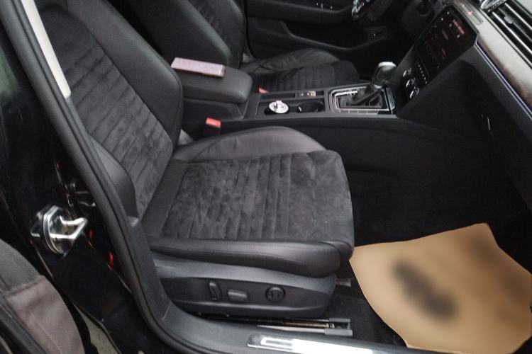 Used Volkswagen Magotan 2017 330TSI DSG Luxury Model