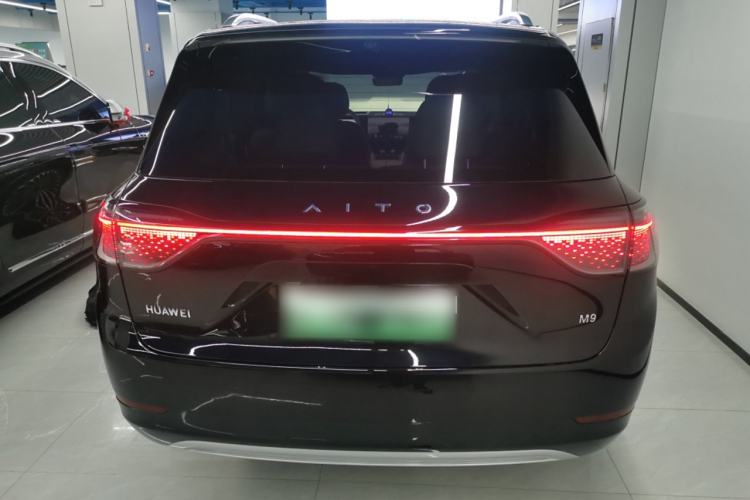 Used Hima AITO M9 2024 Range-Extended Ultra Version 42 kWh 6-Seater Model
