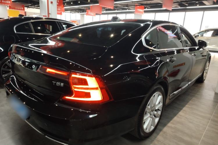 Used Volvo S90 2020 Facelifted T5 Zhiyi Luxury Edition