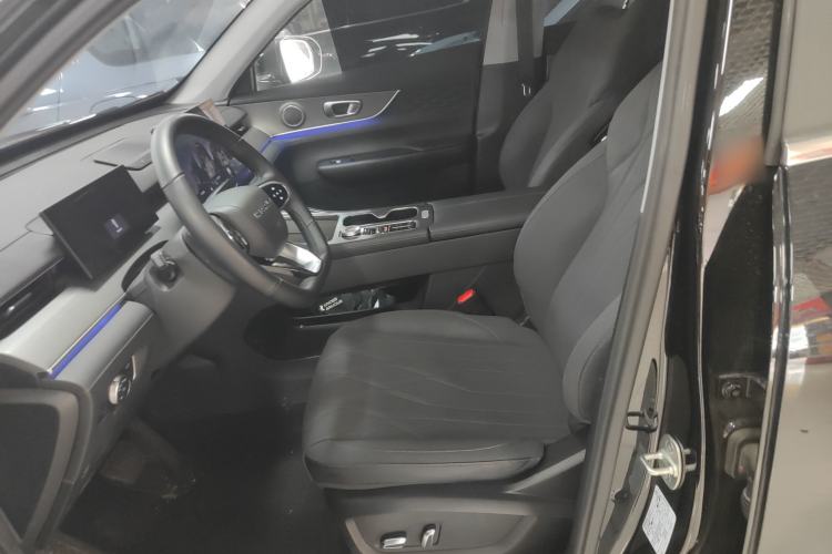 Used Chery Tiggo 8 PLUS 2025 290TGDI DCT Luxury 7-Seater