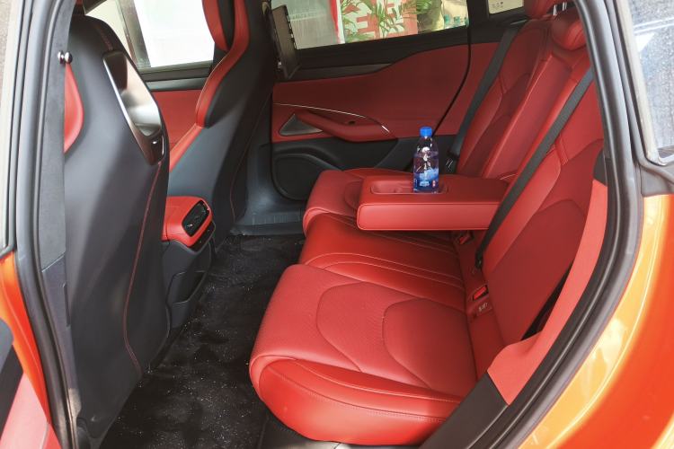 Used  SU7 2024 Four-Wheel Drive Ultra-Long Range Advanced Intelligent Driving Max Edition