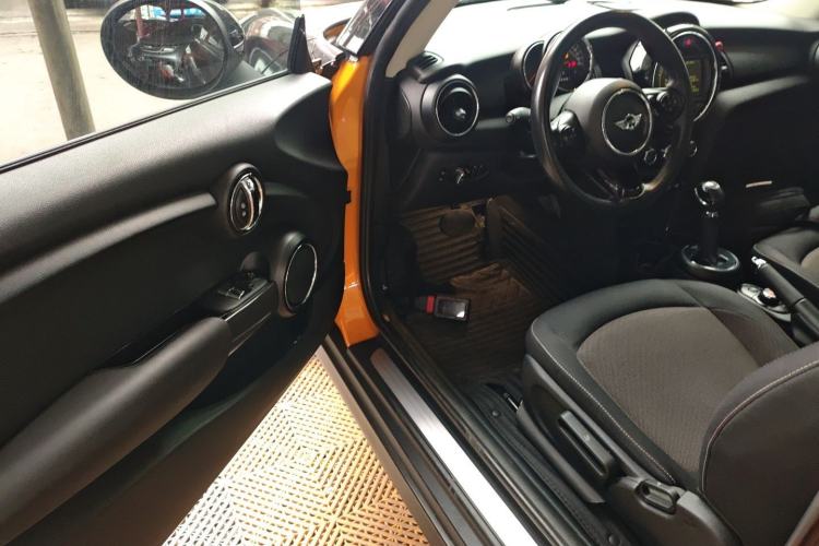 Used  MINI 2014 1.2T ONE+
