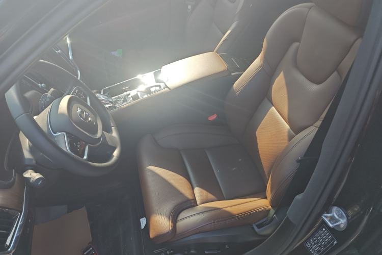 Used Volvo S90 New Energy 2024 Plug-in Hybrid Four-Wheel Drive Long-Range Luxury Smart Edition
