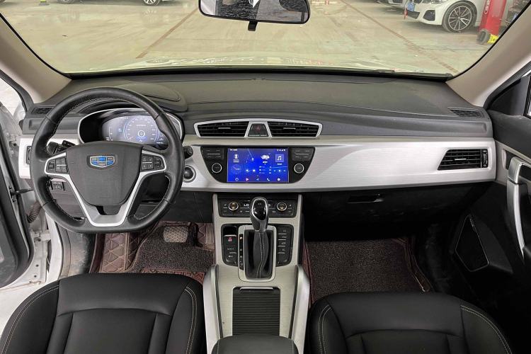 Used Geely Auto Emgrand X7 Sport 2018 1.8TD Automatic Two-Wheel Drive Smart Connect 4G Internet Edition
