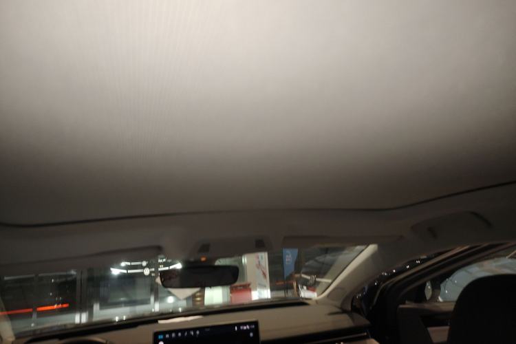 Used Volkswagen ID.7 VIZZION 2024 AIR model
