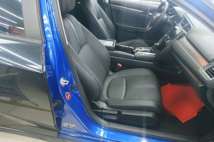 Used Honda Civic 2016 220TURBO CVT Prestige Edition
