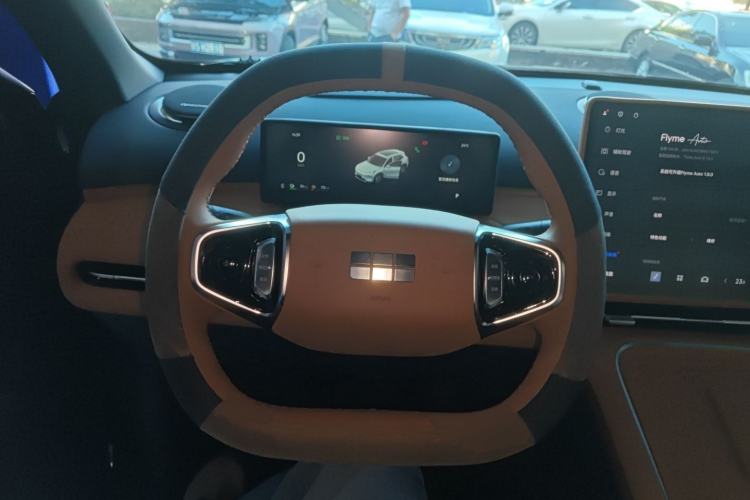 Used  Galaxy Xingjian 7 EM-i 2025 120km Flagship Edition
