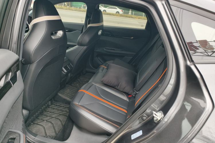 Used Changan UNI-V 2024 1.5T Prestige Edition
