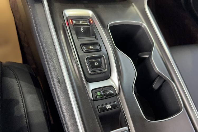 Used Honda Accord 2018 Rui Hybrid 2.0L Rui Ling Edition China VI
