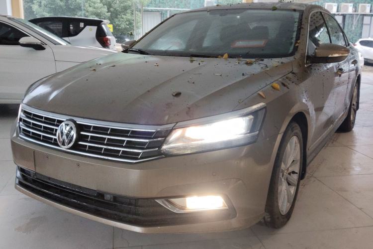 Used Volkswagen Passat 2017 280TSI DSG Luxury Edition
