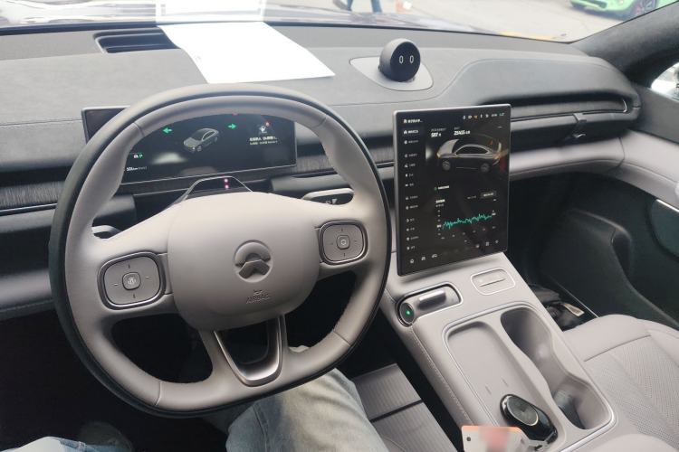 Used Nio EC6 2024 75 kWh
