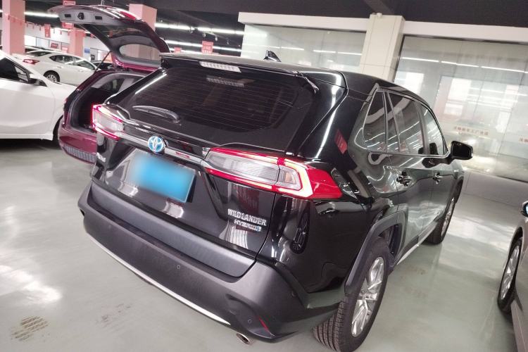 Used Toyota Wildlander 2022 Dual-Engine 2.5L E-CVT Two-Wheel Drive Luxury PLUS Edition
