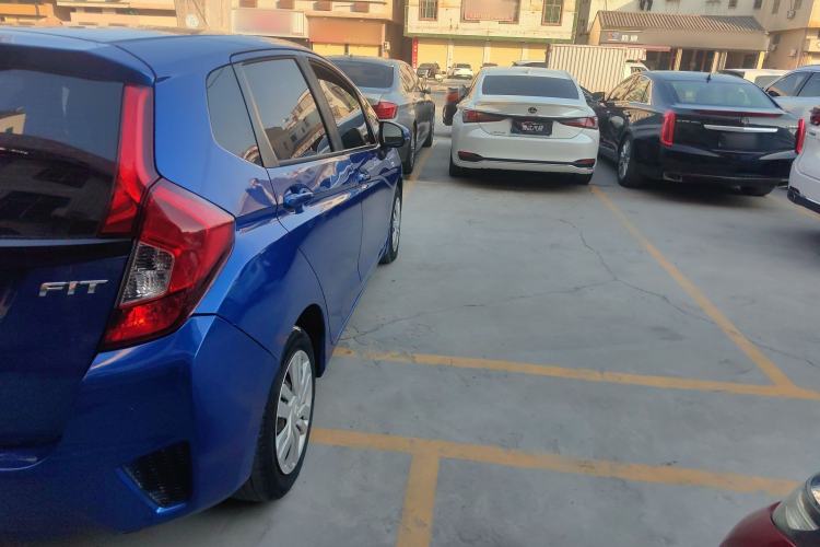 Used Honda Fit 2014 1.5L LX CVT Comfort Model
