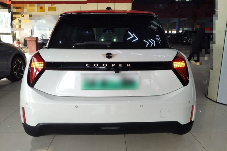 Used  Electric MINI COOPER 2024 456km COOPER E Classic Edition
