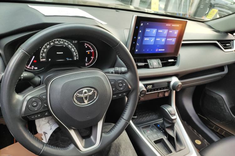 Used Toyota RAV4 2022 2.0L CVT Two-Wheel Drive Fashion Plus Edition
