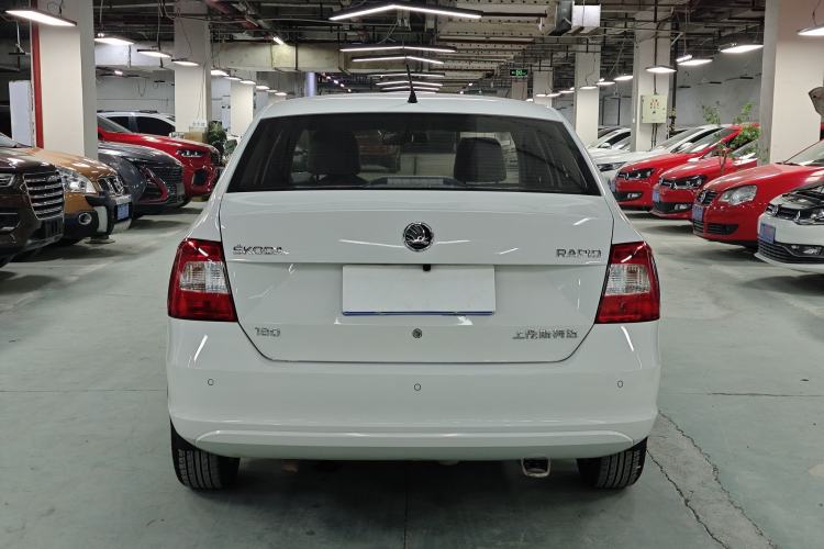 Used Skoda Rapid 2016 1.6L Manual Trend Edition
