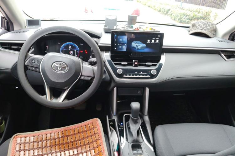 Used Toyota FRONTLANDER 2024 2.0L CVT Elite Edition