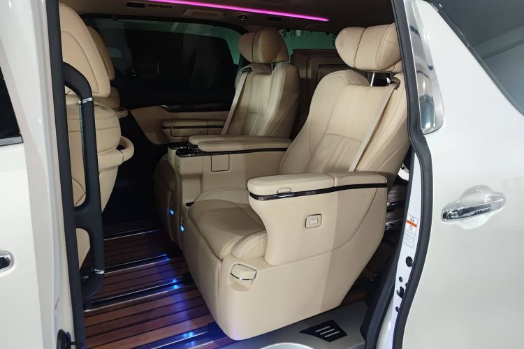 Used Toyota Vellfire 2020 Dual-Engine 2.5L Black Gold Limited Edition
