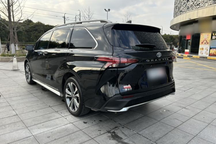 Used Toyota Granvia 2024 2.5L Hybrid Comfort Edition