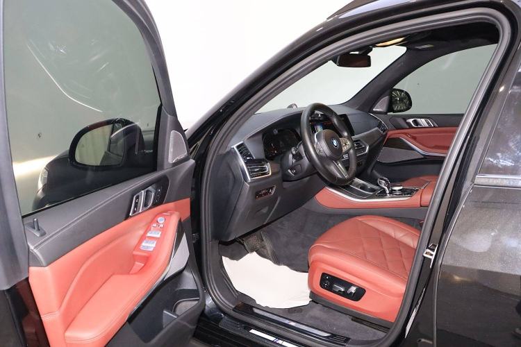 Used BMW X5 2022 Restyled xDrive 40Li M Sport Package
