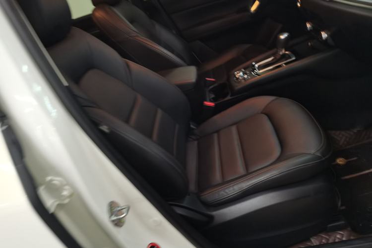 Used Mazda CX-5 2020 Revised Version 2.0L Automatic Two-Wheel Drive ZhiZun Trim
