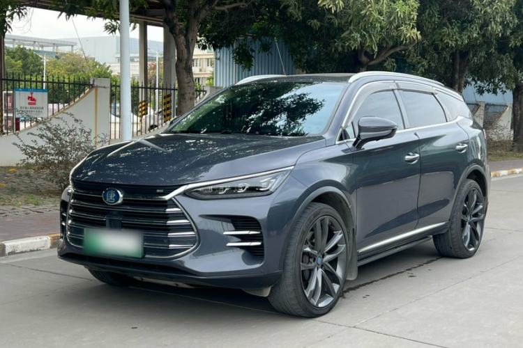 Used BYD Tang New Energy 2018 DM 2.0T All-Wheel Drive Smart Connect Elite 7-Seater China V Emission Standard