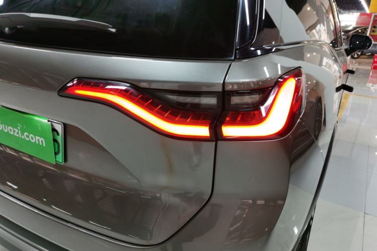 Used Nio ES8 2018 355 km Base Version 6-Seater Edition
