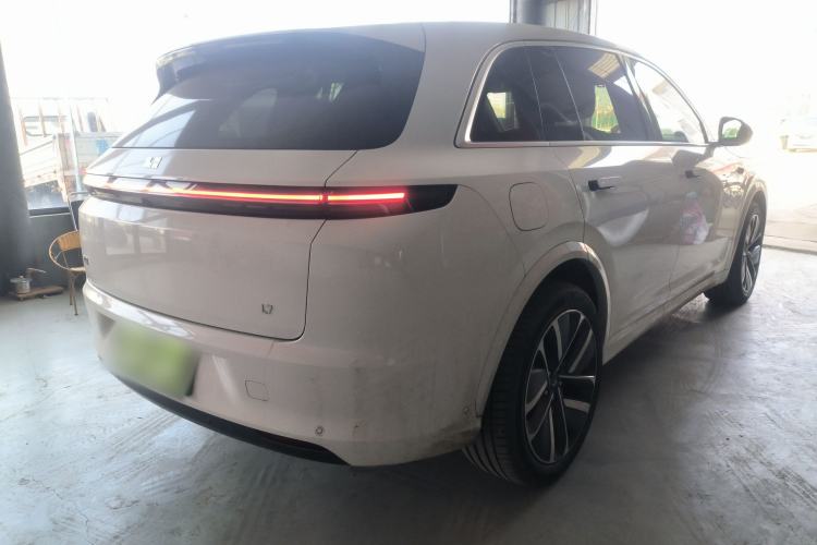 Used Li Auto L7 2023 Air model
