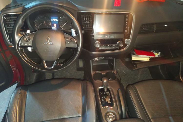 Used Mitsubishi Outlander 2016 2.4L 4x4 Elite Edition 5 Seats
