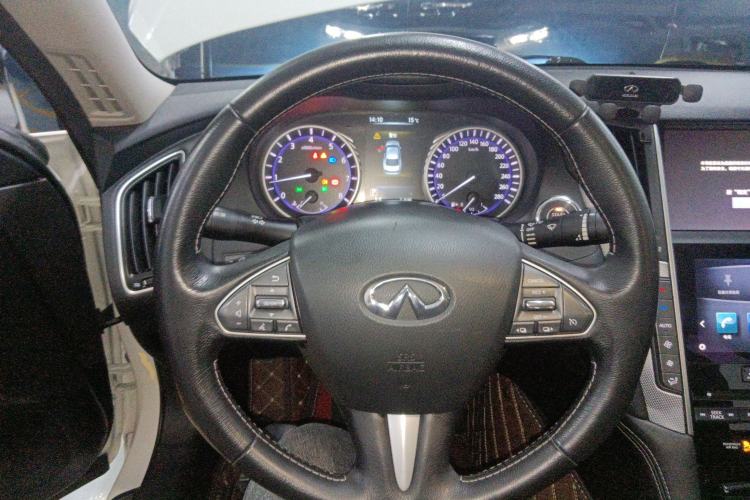 Used Infiniti Q50L 2015 2.0T Enjoyment Edition
