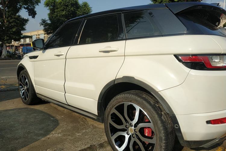 Used Land Rover Range Rover Evoque 2018 240 PS SE DYNAMIC Smart Edition