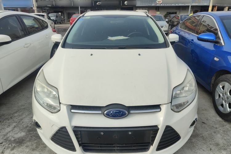 Used Ford Focus 2012 Sedan 1.6L Automatic Fashion Edition
