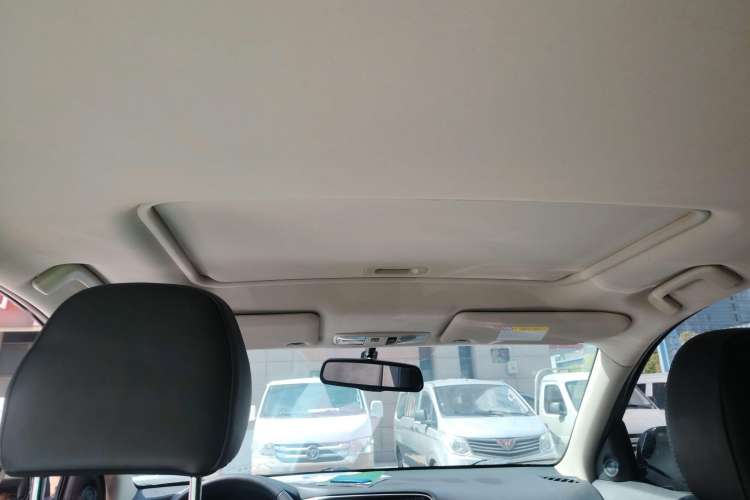 Used Mitsubishi Outlander 2019 2.0L Two-Wheel Drive Comfort Edition 5 Seats China VI Standard
