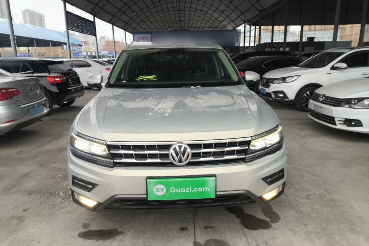 Used Volkswagen Tiguan L 2017 380TSI Automatic All-Wheel-Drive Luxury Edition
