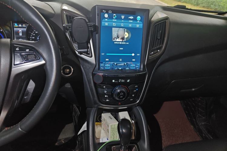 Used Changan CS75 2016 1.8T Automatic Elite Model China V Standard
