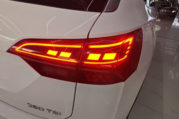 Used Volkswagen Tayron 2020 280TSI Two-Wheel Drive Luxury Connect Edition
