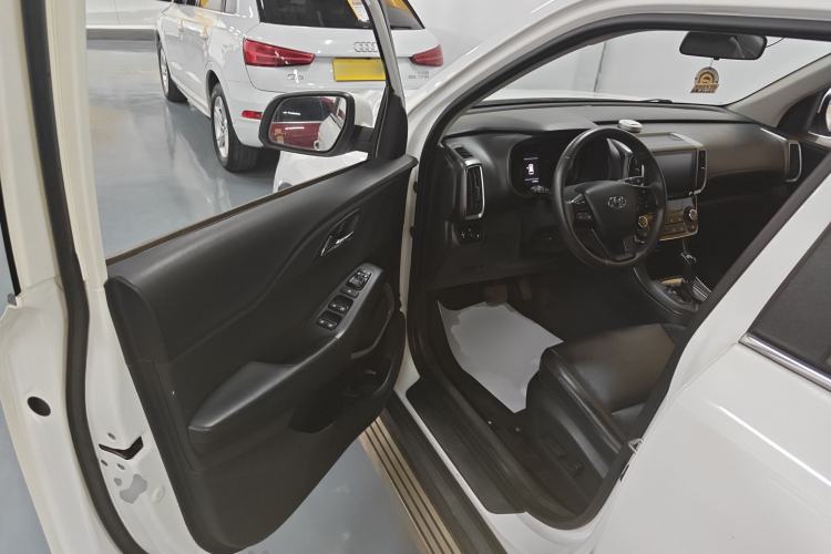 Used Hyundai ix35 2018 2.0L Automatic 2WD Zhiyong·Changxiang Edition
