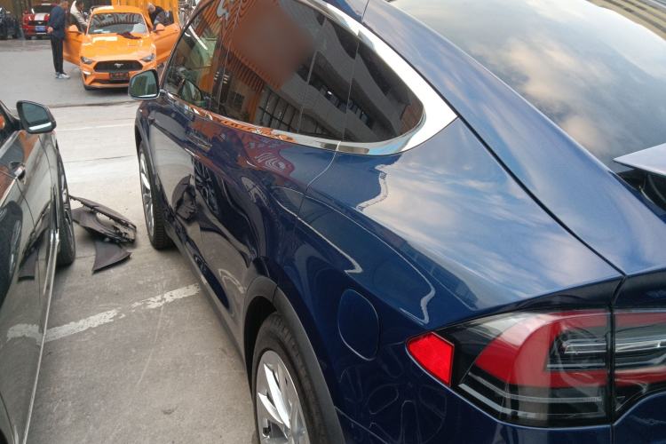 Used Tesla Model X 2019 Long-Range Version
