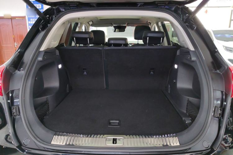 Used Hongqi HS5 2022 Facelifted Version 2.0T Smart Connect Flagship All-Wheel-Drive Edition
