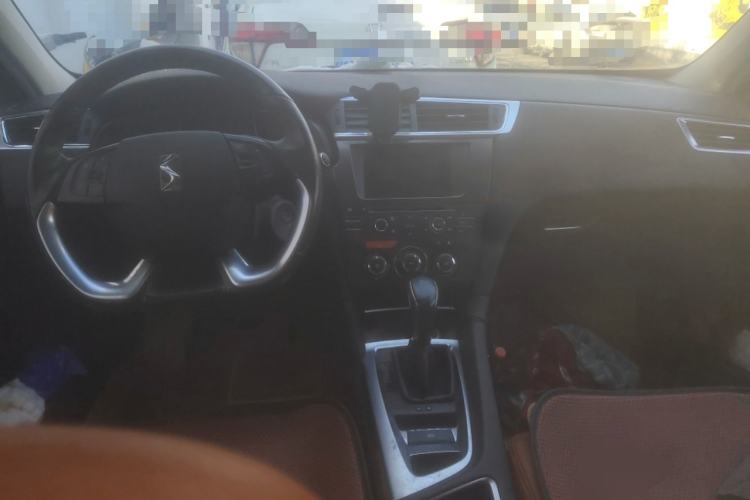 Used DS 6 2014 1.6T Elegant Version THP160