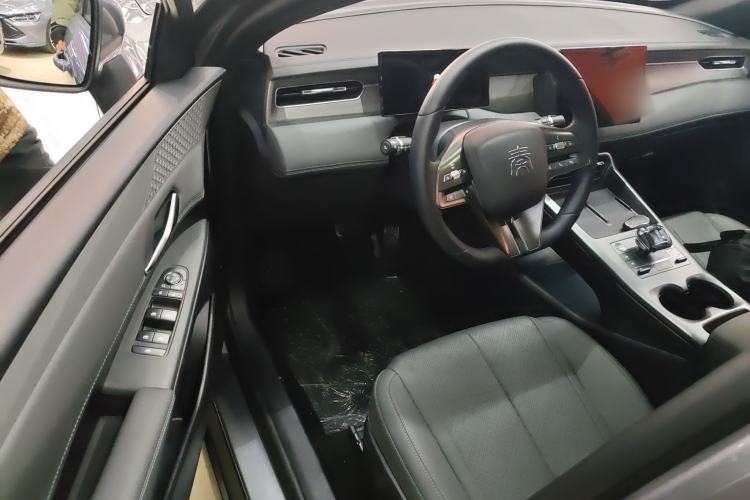 Used BYD Qin PLUS 2025 DM-i Smart Drive 55KM Leading Model