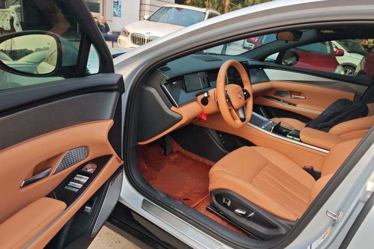 TDK.VehicleDetails.img