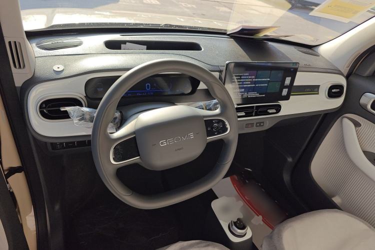 Used  Panda 2025 210 km – Yuanqi Bear