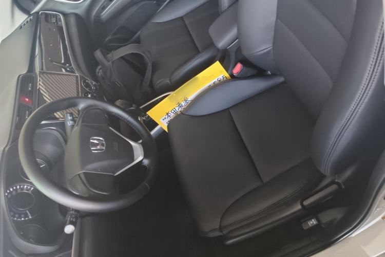 Used Honda Crider 2015 1.8L automatic comfort version
