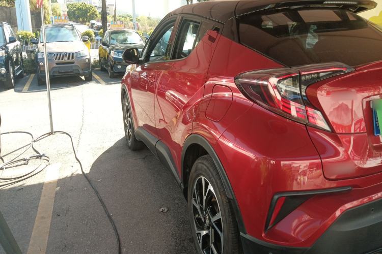 Used Toyota C-HR 2018 2.0L Luxury Edition China V Standard