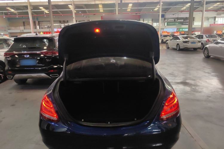 Used Mercedes-Benz C-Class 2015 C 180 L
